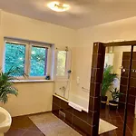 Slupski Premium Nr6 Wifi Netflix Smart Tv50 Two Bedrooms Two Very Large Double Beds Living Full Pleasure Quality Of (adults Only) 아파트 스와프스크