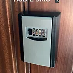 아파트 Slupski Premium Nr6 Wifi Netflix Smart Tv50 Two Bedrooms Two Very Large Double Beds Living Full Pleasure Quality Of (adults Only)