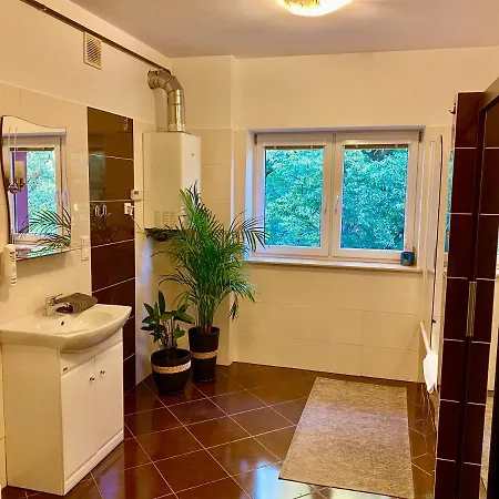 Slupski Premium: Spacious Two-bedroom With Smart Entertainment