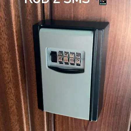 Apartment Slupski Premium A6 - - Dwie Sypialnie Dwa Podwojne Lozka - - Salon Z Balkonem Widok Aneks Kuchenny - - Wifi Netflix Smart Tv50 - - Wysoka Jakosc Za Niska Cene - - Zapraszamy (adults Only)