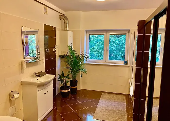 Slupski Premium Nr6 Wifi Netflix Smart Tv50 Two Bedrooms Two Very Large Double Beds Living Full Pleasure Quality Of (adults Only)