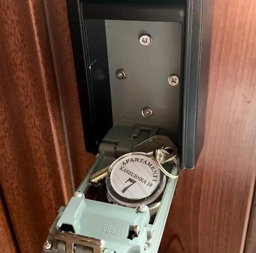 Slupski Premium Nr6 Wifi Netflix Smart Tv50 Two Bedrooms Two Very Large Double Beds Living Full Pleasure Quality Of (adults Only) Apartament